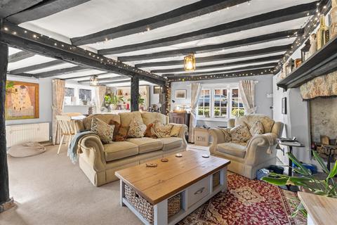 2 bedroom cottage for sale, Vicarage Road, Hailsham