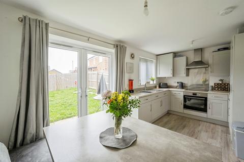 3 bedroom terraced house for sale, Dutchman Way, Bessacarr, Doncaster