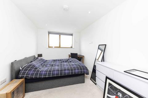 undefined, Streatham Road, Mitcham CR4