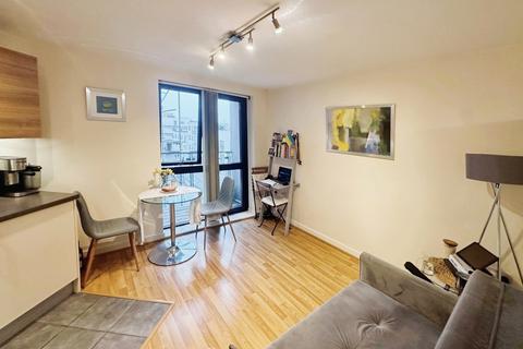 undefined, Hillyfield, London, E17