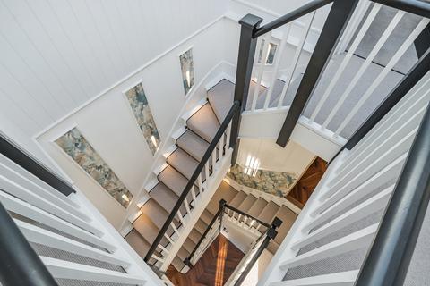 5 bedroom house for sale, Hillside Road, Penn, HP10