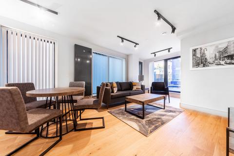 2 bedroom flat to rent, Tower Bridge Road, London SE1