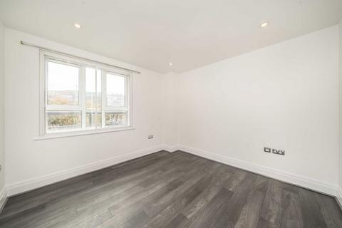 2 bedroom flat for sale, Royal Quarter, Kingston Upon Thames KT2