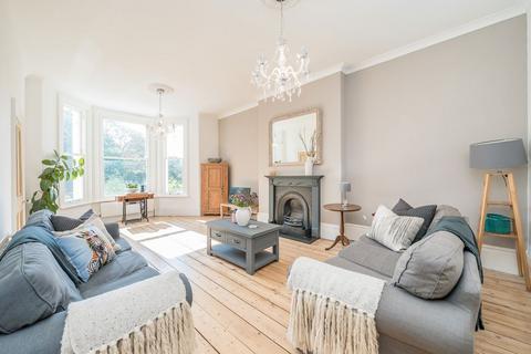2 bedroom flat to rent, Cambridge Park, East Twickenham TW1