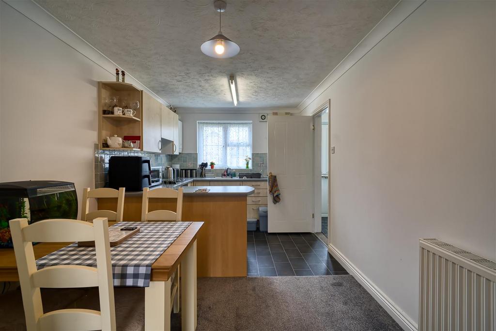 Kitchen/Dining