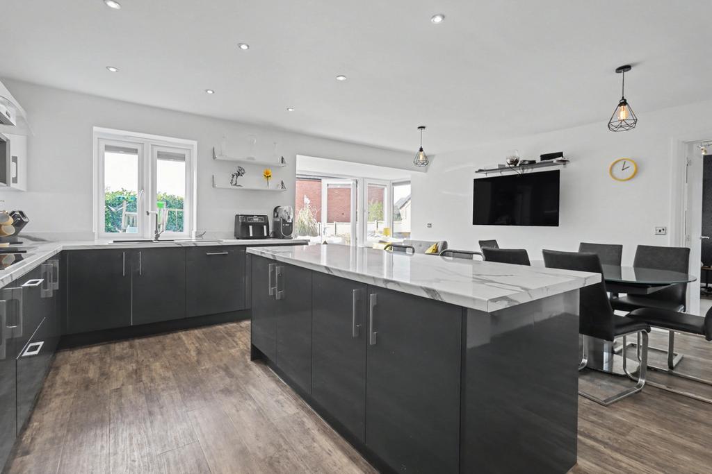 Kitchen / Diner