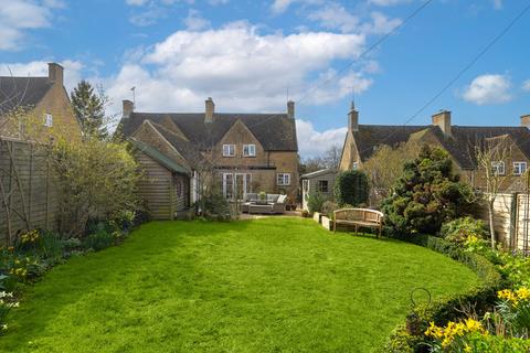 undefined, Hastings Hill, Churchill, OX7