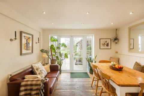 undefined, Hastings Hill, Churchill, OX7