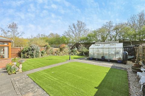 3 bedroom detached bungalow for sale, Foxglove Drive, Dereham