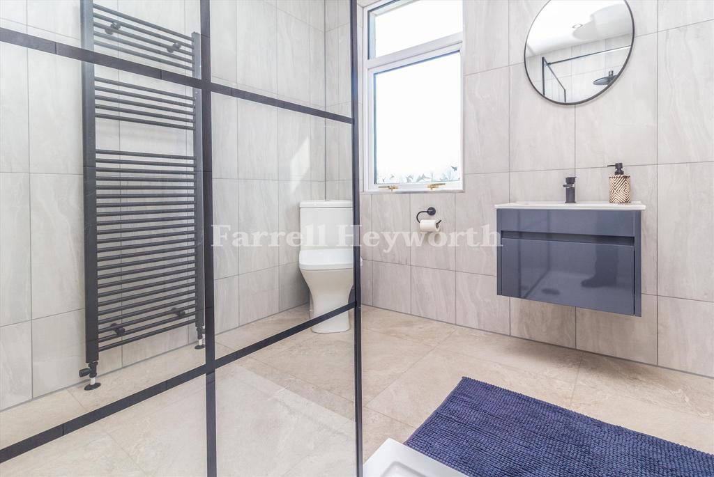 Shower Room image 2
