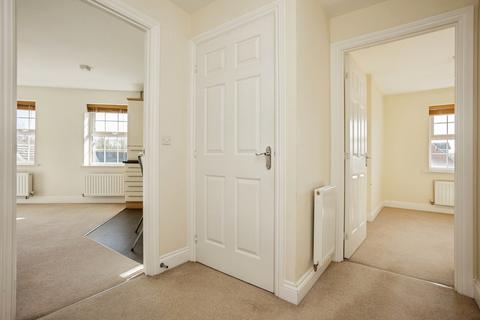 2 bedroom flat for sale, Swale Grove, Bingham, Nottingham, Nottinghamshire, NG13