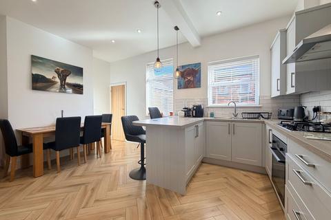 2 bedroom terraced house for sale, Caledonia Street, Scarborough, YO12