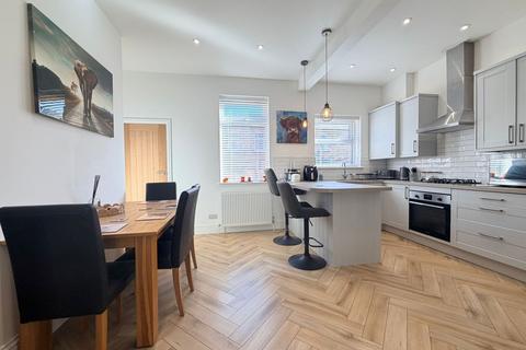 2 bedroom terraced house for sale, Caledonia Street, Scarborough, YO12