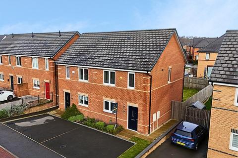 3 bedroom semi-detached house for sale, Little Wood Crescent, Wakefield WF1