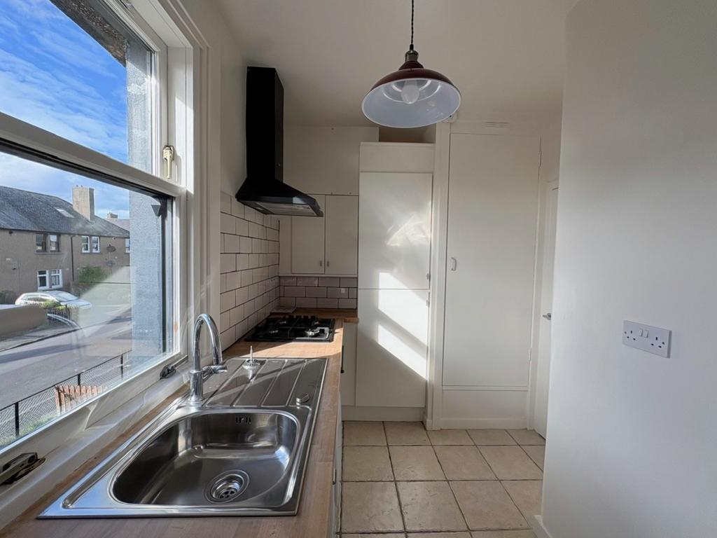 Kitchen 4