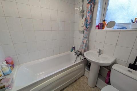undefined, 28, Perth Avenue Bradford, BD2 1EE