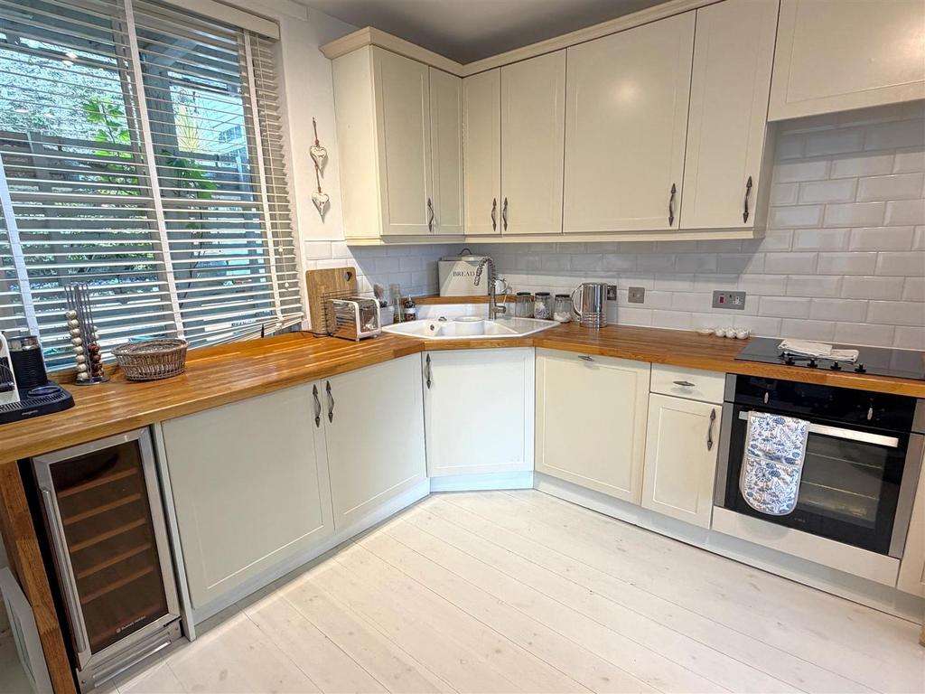 Kitchen.jpg