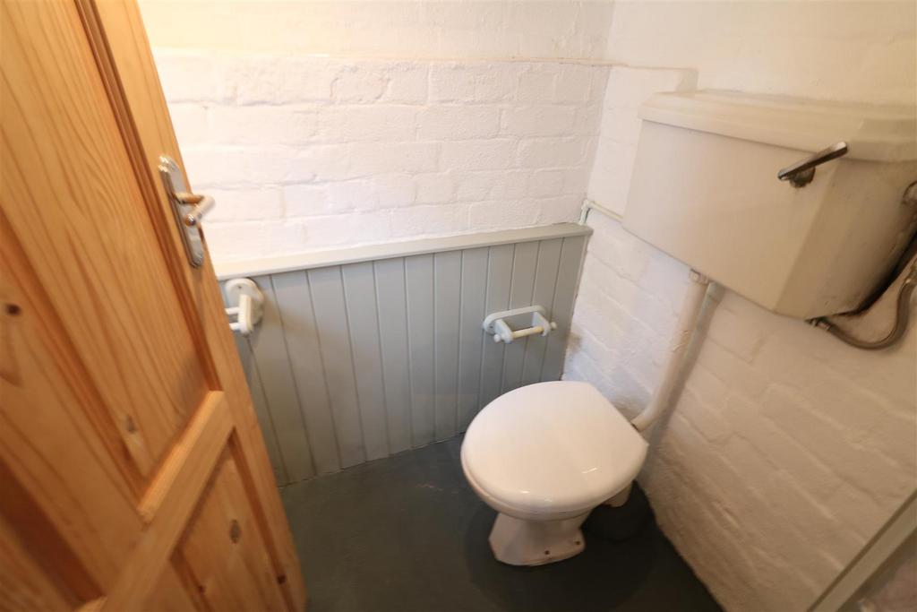 Separate WC
