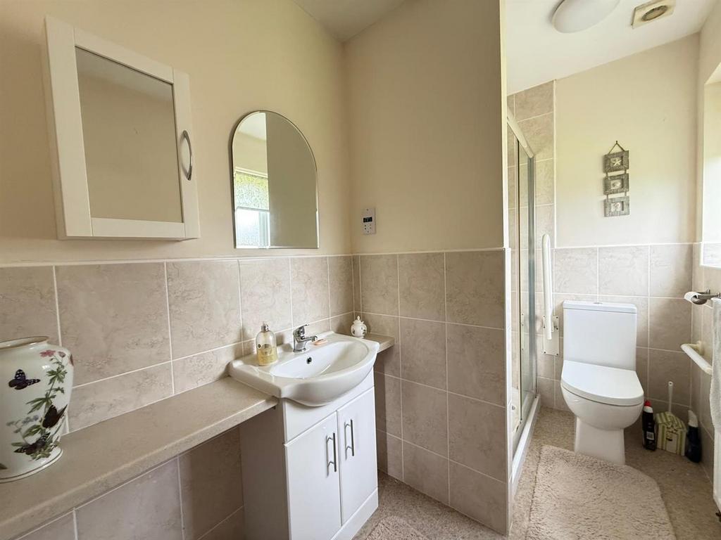En suite shower room