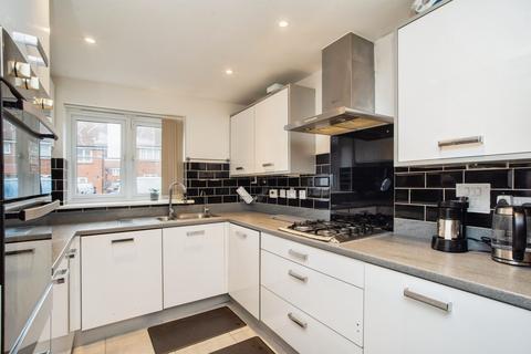 3 bedroom end of terrace house for sale, Offord Grove, Leavesden, WATFORD