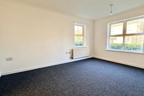2 bedroom apartment to rent, Ilford, IG1