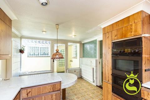 3 bedroom detached bungalow for sale, Kings Avenue, Poole BH14