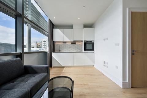 Studio to rent, at GCP - London, Flat 4, Aviator House, 227, Station Road KT15