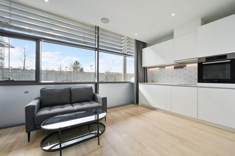 Studio to rent, at GCP - London, Flat 4, Aviator House, 227, Station Road KT15