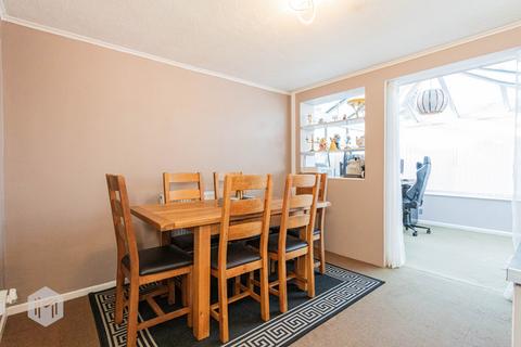 undefined, Philips Avenue, Farnworth, Bolton, Greater Manchester, BL4 9BJ