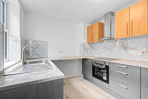 undefined, Colwick Road, Nottingham