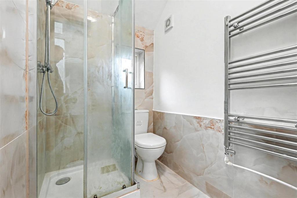 Shower Room.jpeg