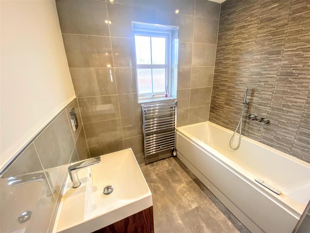Bathroom/w.c.