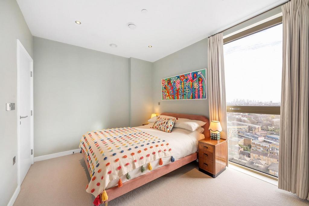 Bedroom.JPG