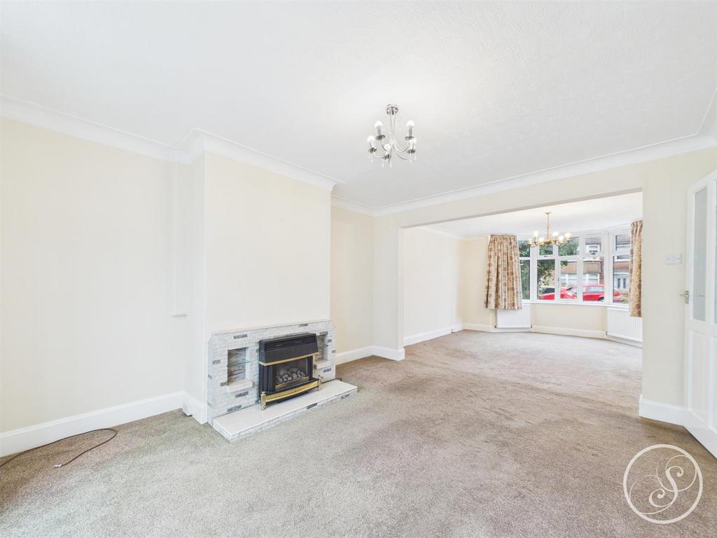 Living dining area