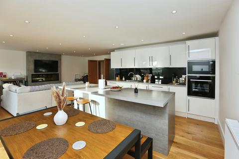 2 bedroom flat for sale, Wykeham Place, FAREHAM