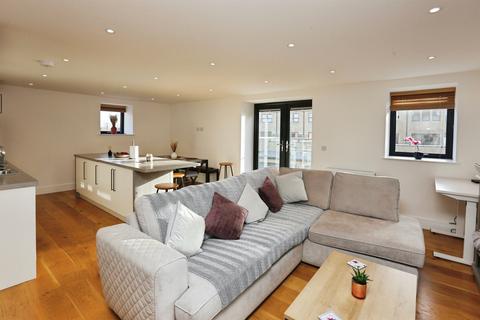 2 bedroom flat for sale, Wykeham Place, FAREHAM