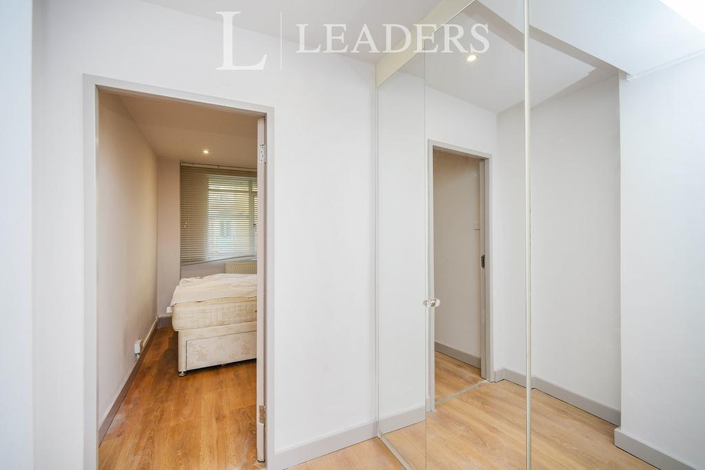 Kings Road, Brighton, East Sussex, BN1 - More