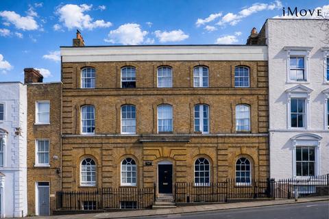 1 bedroom flat for sale, Gipsy Hill, London SE19