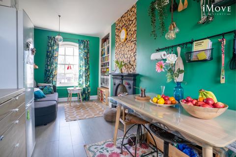1 bedroom flat for sale, Gipsy Hill, London SE19