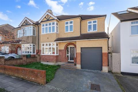 undefined, Crichton Avenue, Wallington
