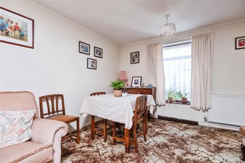 3 bedroom terraced house for sale, Kennet Close, Bicester, Oxfordshire, OX26
