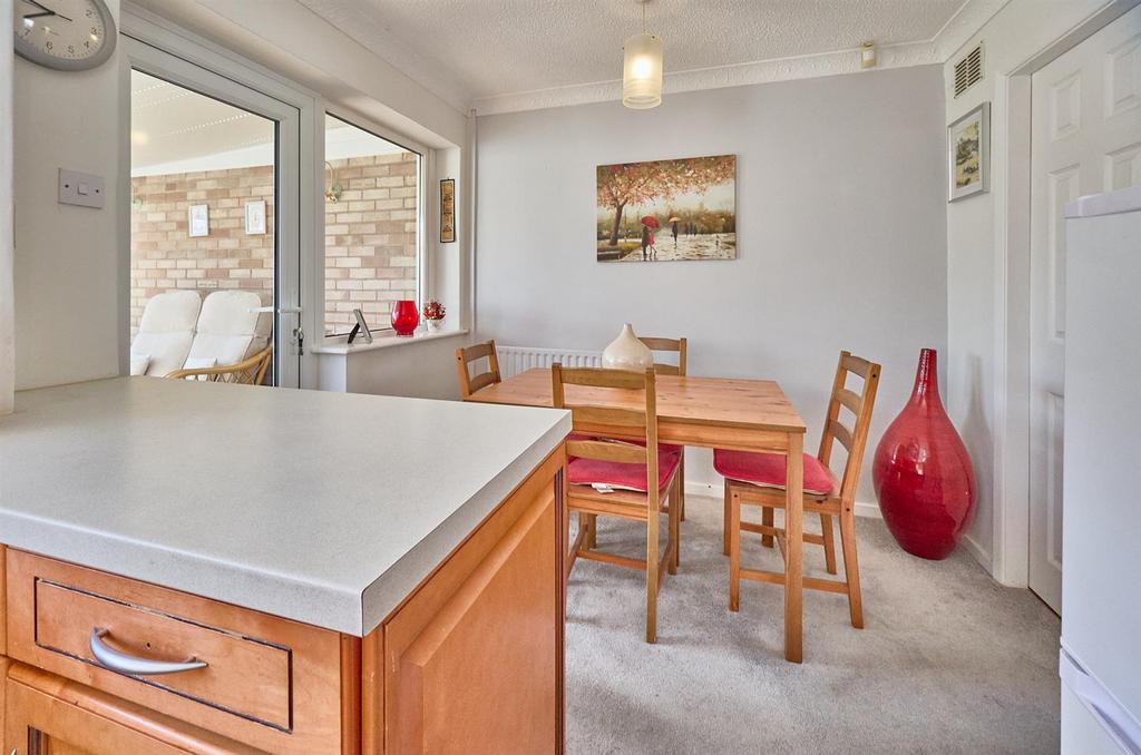 Fitted Dining Kitchen to rear