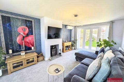 3 bedroom detached house for sale, Walter Pettitt Way, Hugglescote, Coalville, LE67