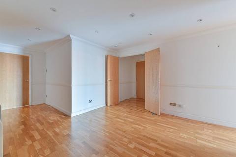 3 bedroom flat for sale, Glaisher Street, Greenwich, London, SE8