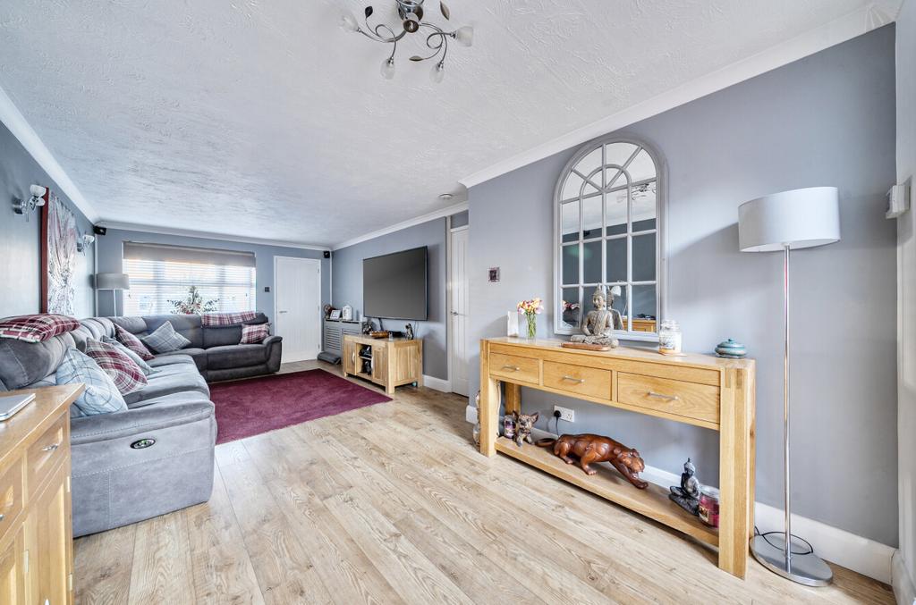 1432145-16-69bae6...