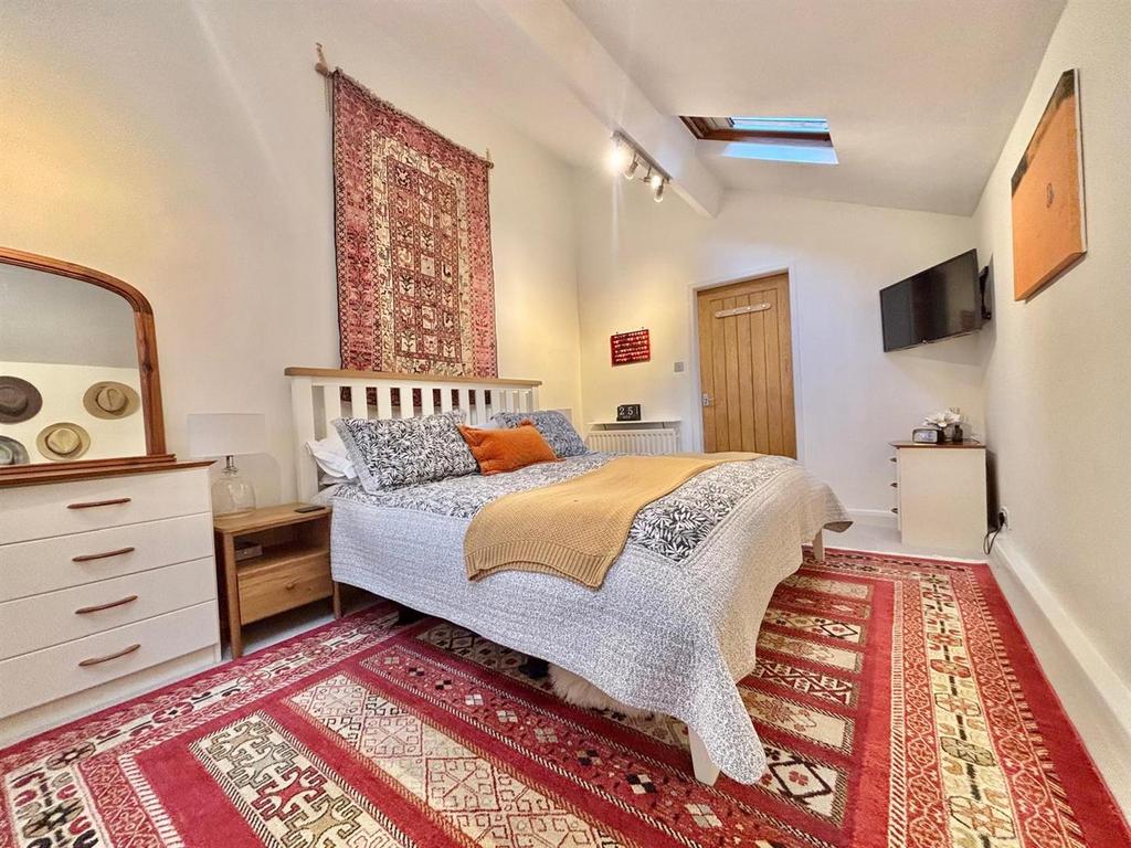 Bedroom 2 (Ground Floor)