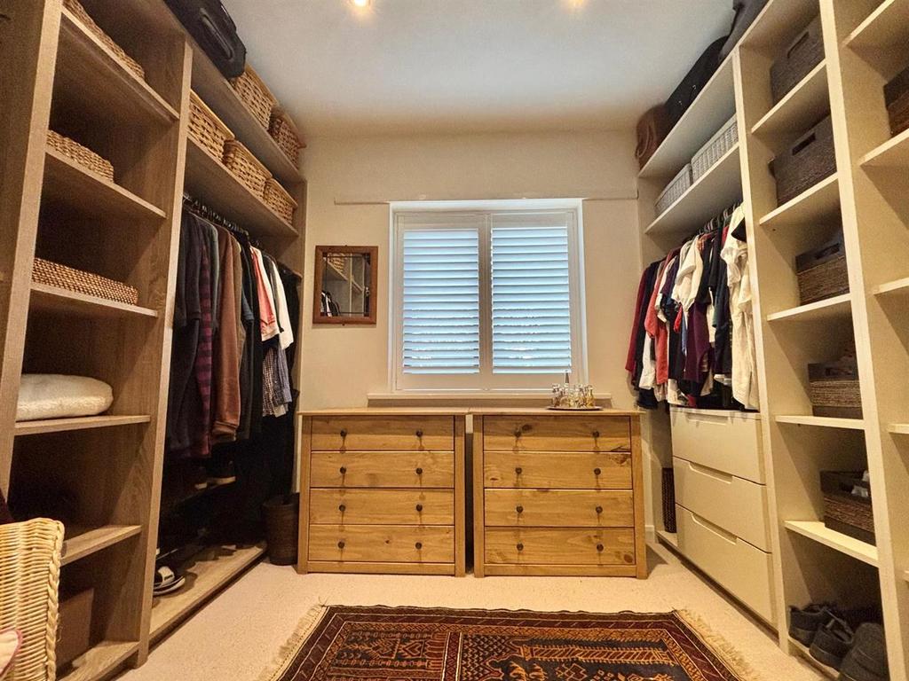 Bedroom 4/ Dressing Room