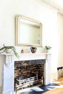 1 bedroom apartment to rent, Artesian Road, Notting Hill, W2