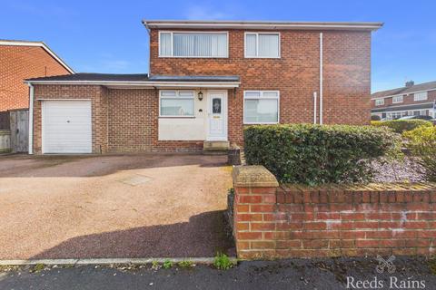 3 bedroom semi-detached house for sale, Elmfield Avenue, Durham DH1