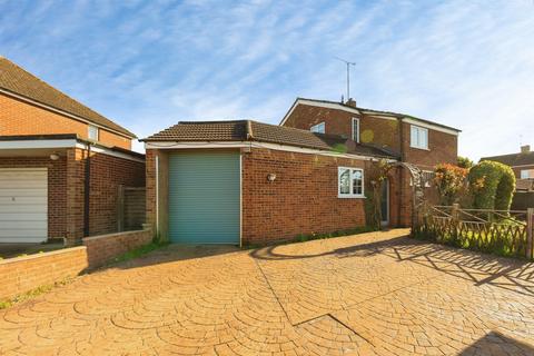 4 bedroom detached house for sale, Capshill Avenue, Leighton Buzzard